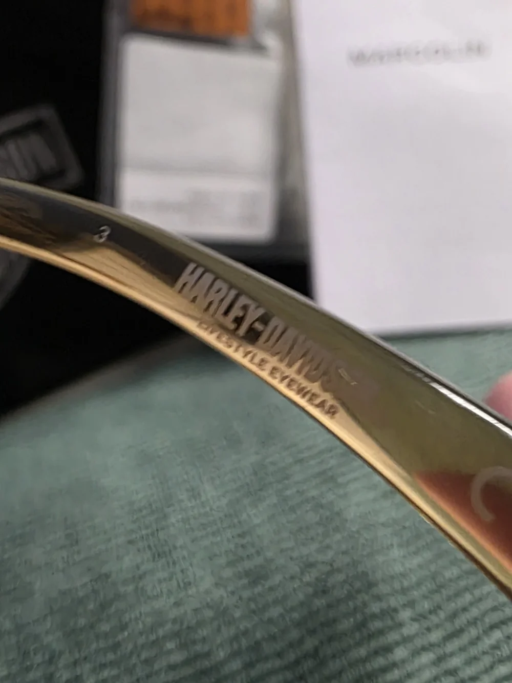 Harley‑Davidson Aviator Pilot Sunglasses HD5059S 45F Gold With Pouch – BNWT$160